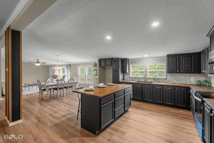 PINEHAVEN - Residential