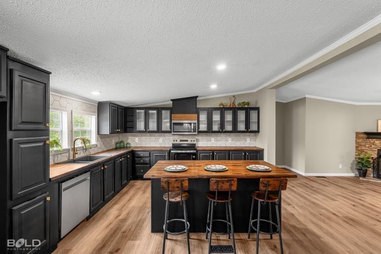 PINEHAVEN - Residential