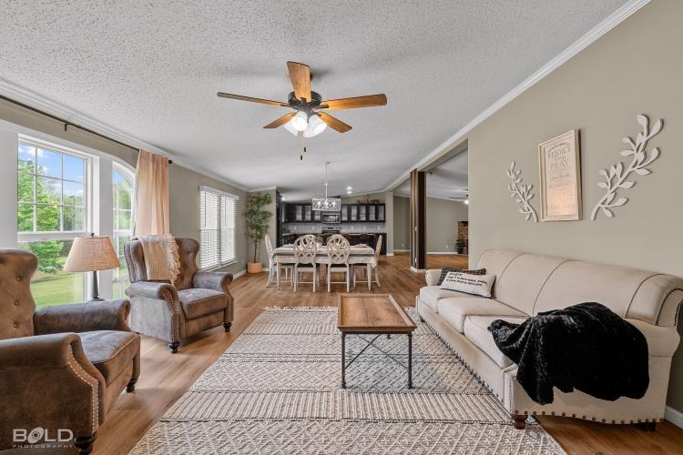 PINEHAVEN - Residential