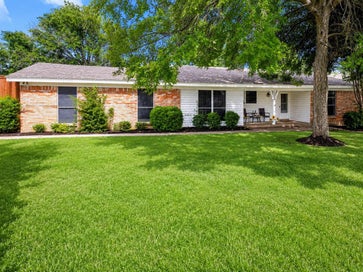 200 Hart Road Little Elm TX 75068