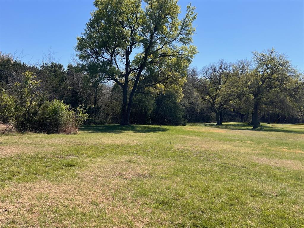 235 Private Road 2124