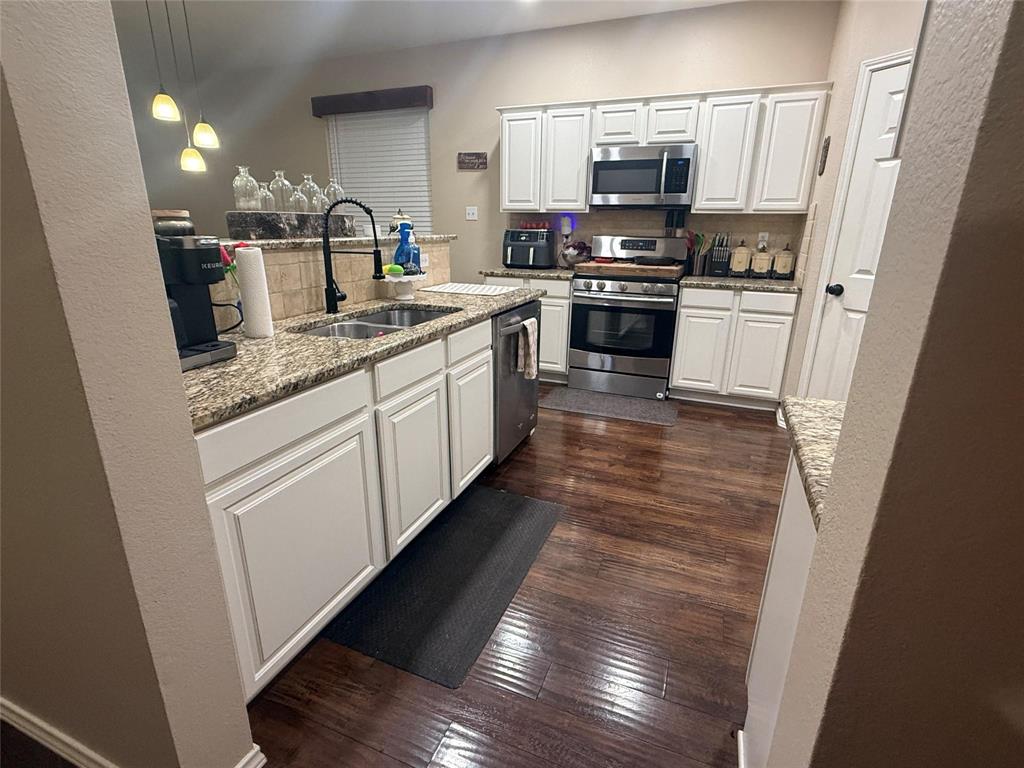 4402 Baskerville Drive