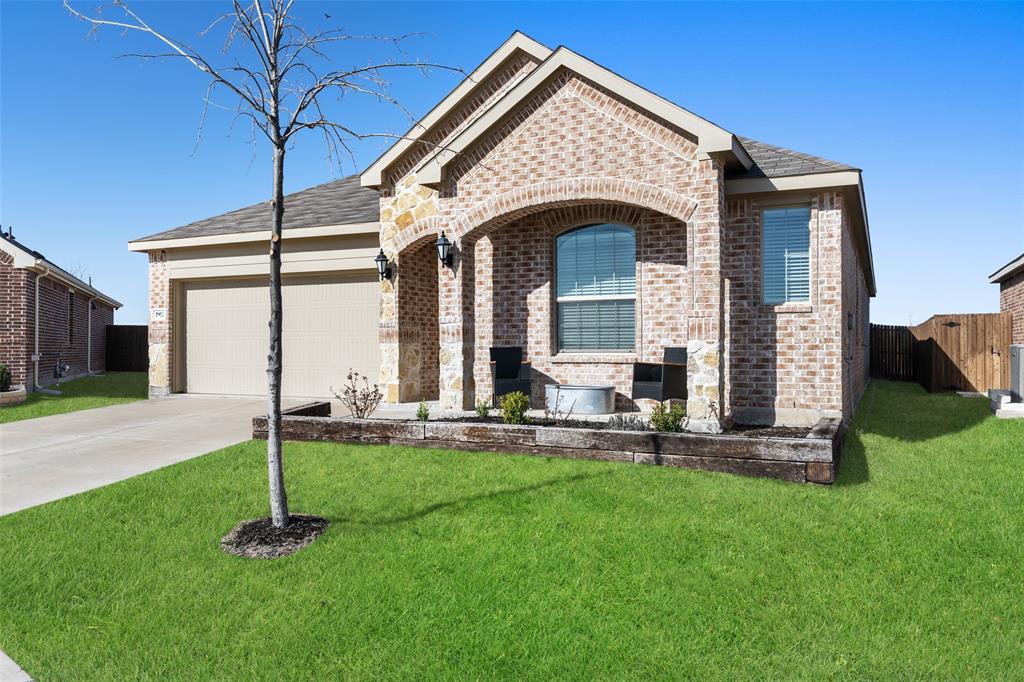 7101 Crepe Myrtle Avenue