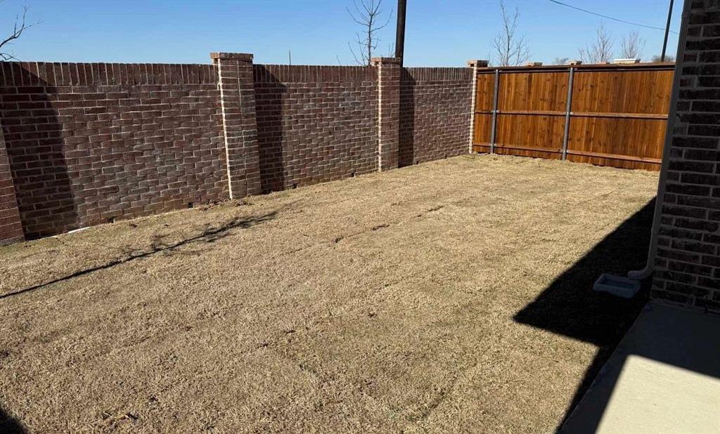 5933 Laurel Lake Lane