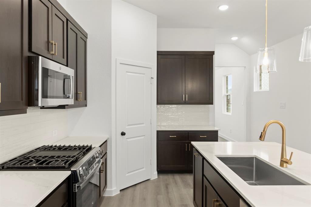 Creekview Fossil Ridge - Residential