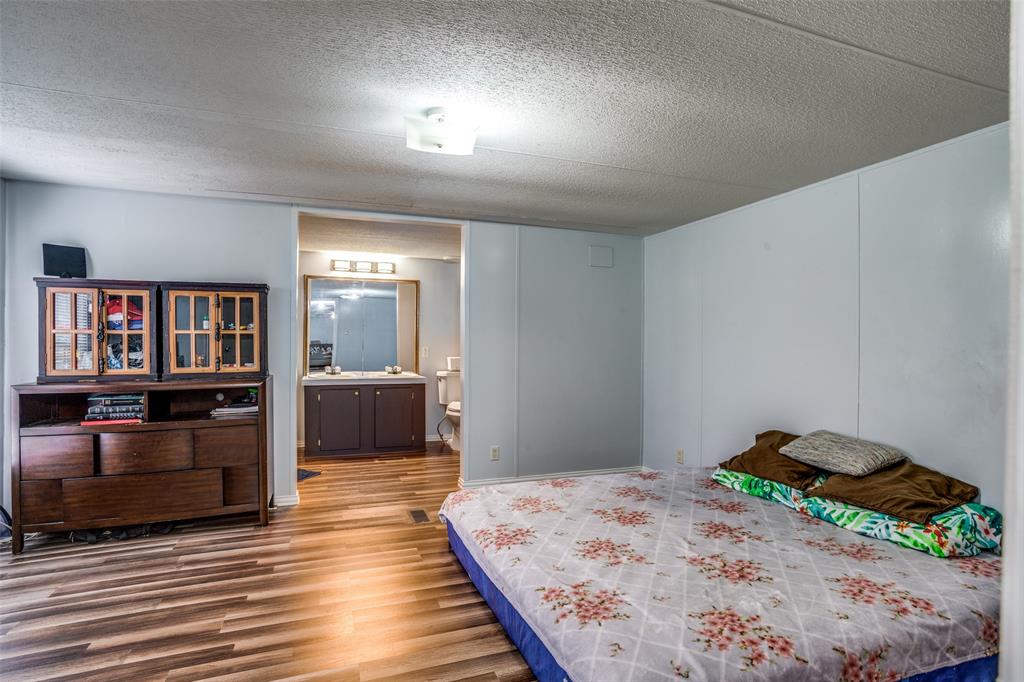 Oak Creek Estate - Residential