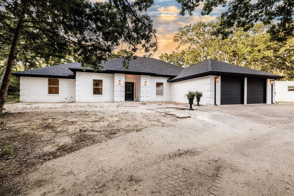 10206 County Road 2450