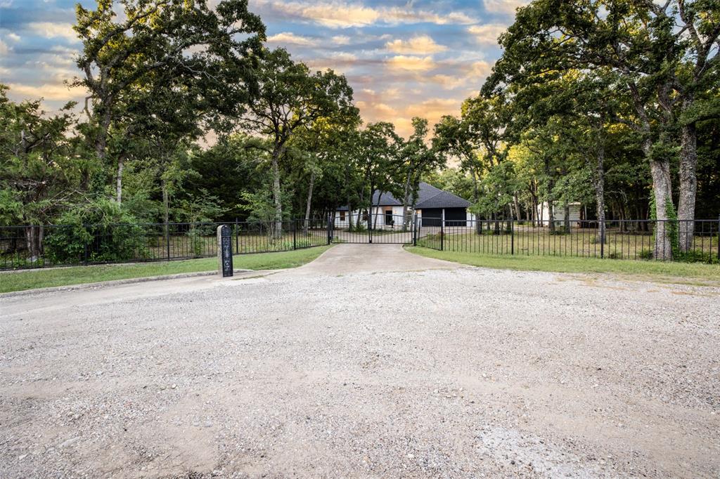 10206 County Road 2450