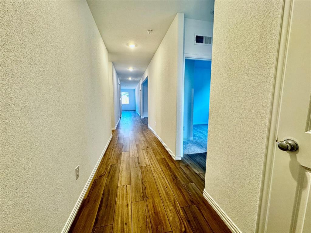 1016 Longleaf Lane