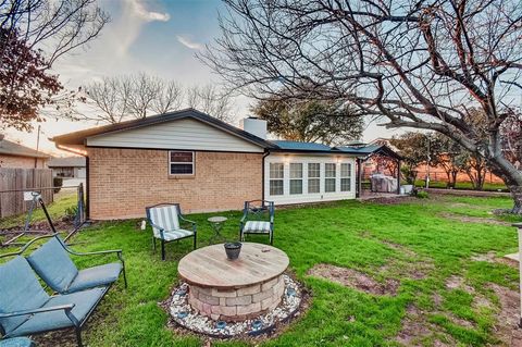 A home in Benbrook