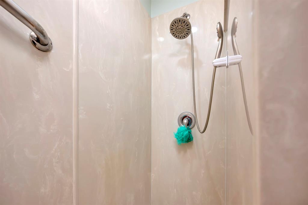 Cloisters Condo The - Residential