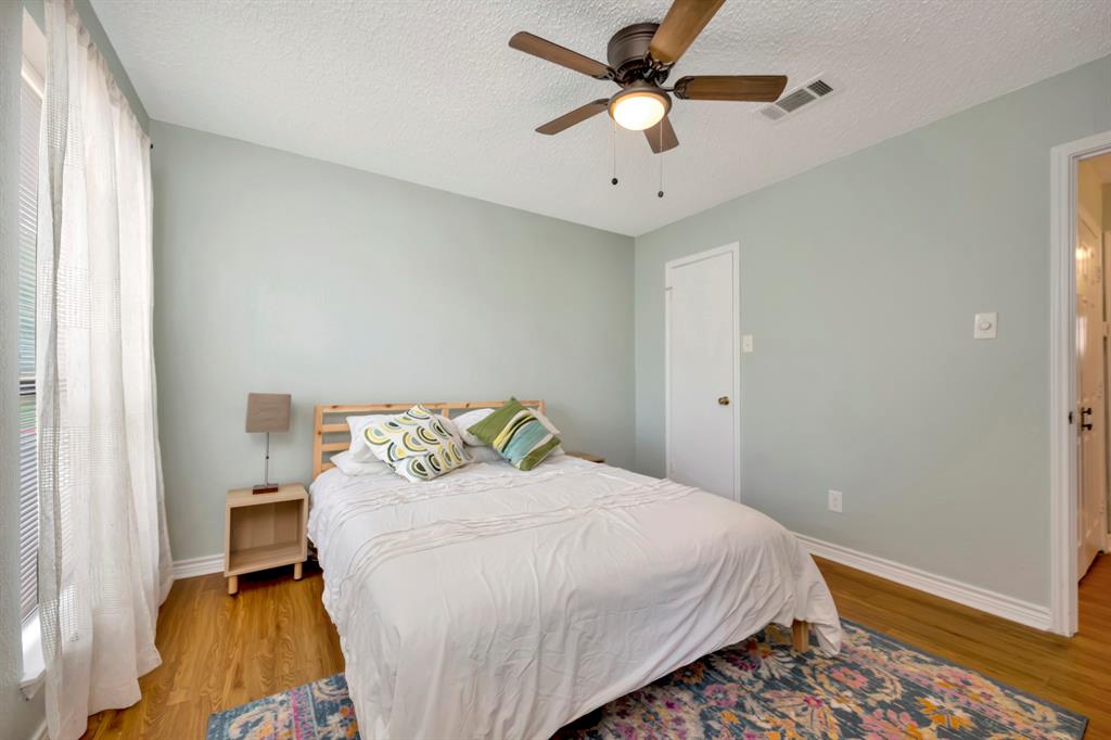 Cloisters Condo The - Residential