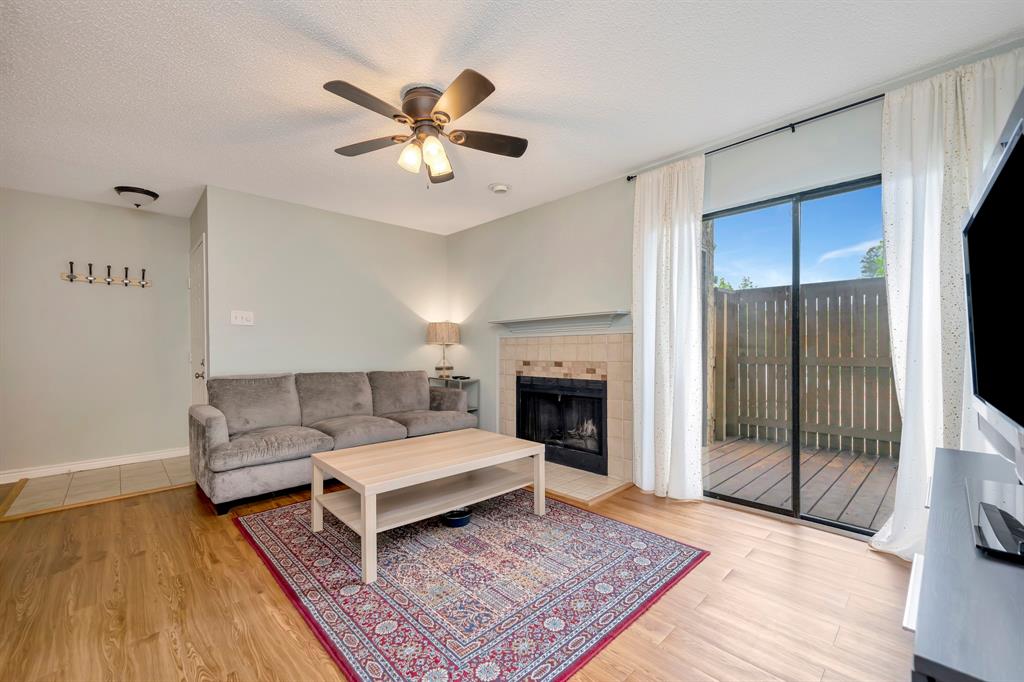 Cloisters Condo The - Residential