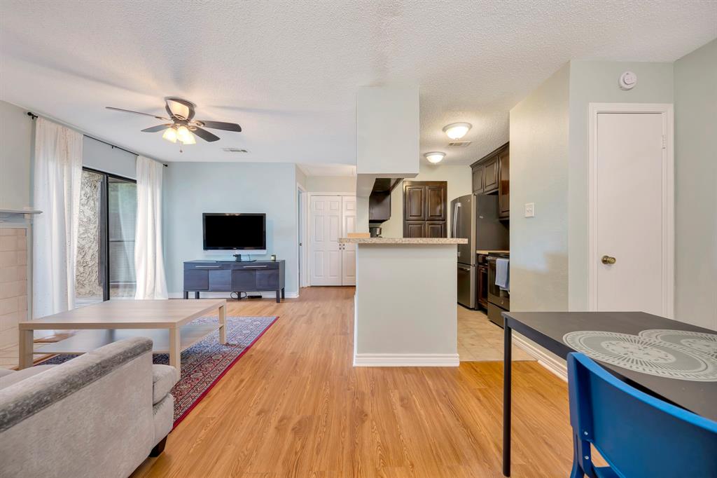 Cloisters Condo The - Residential