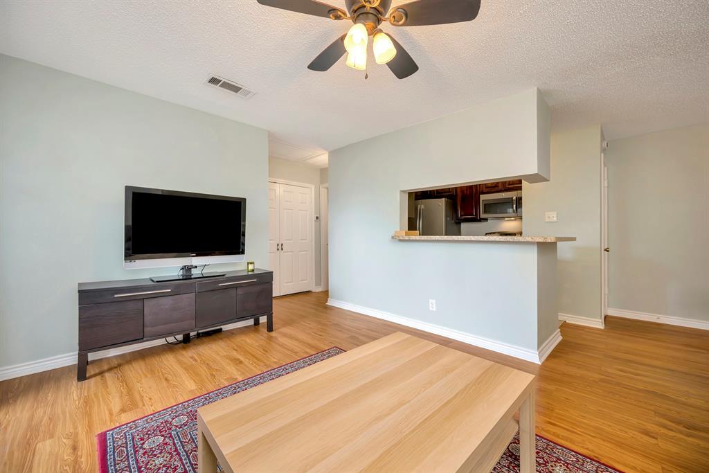 Cloisters Condo The - Residential