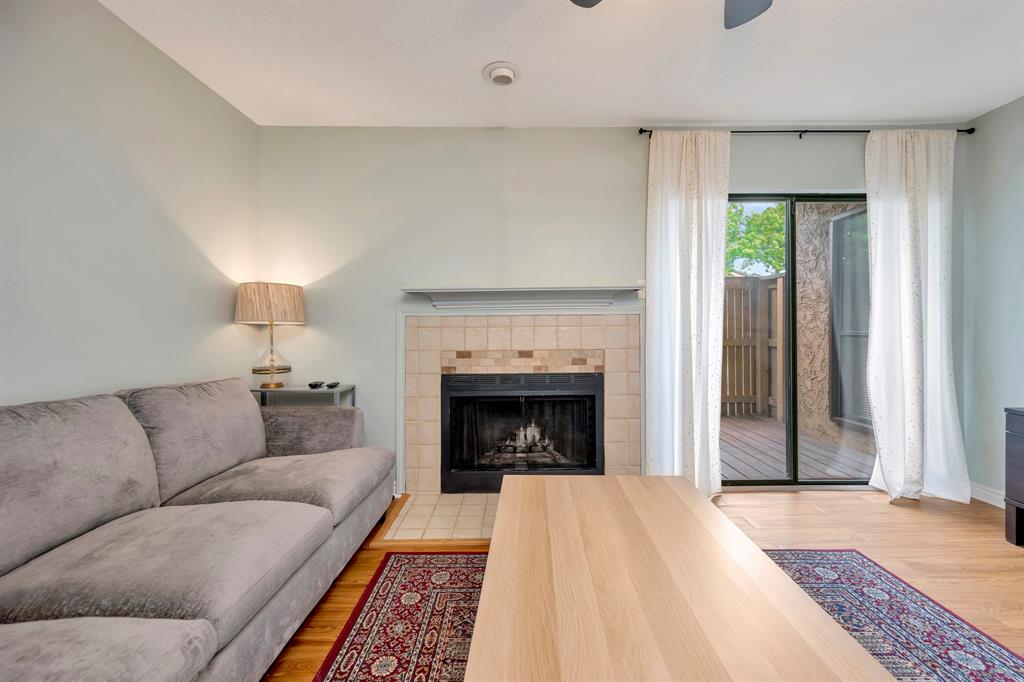 Cloisters Condo The - Residential