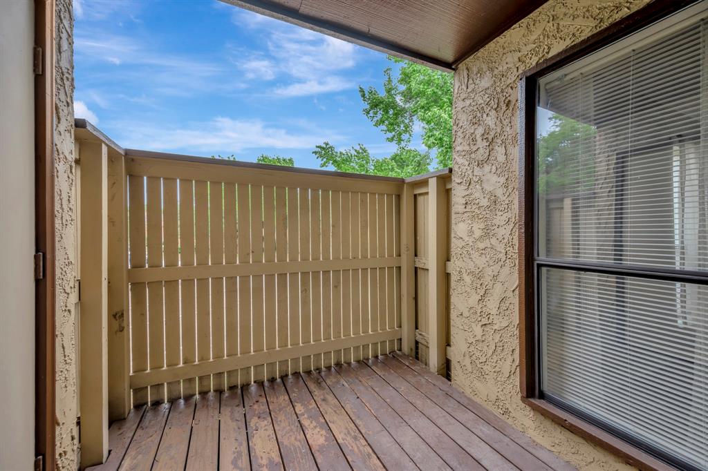 Cloisters Condo The - Residential