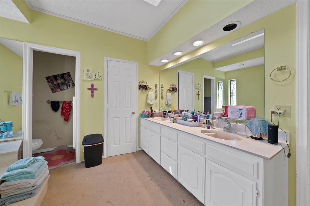 Oakwood Glen First Sec - Residential