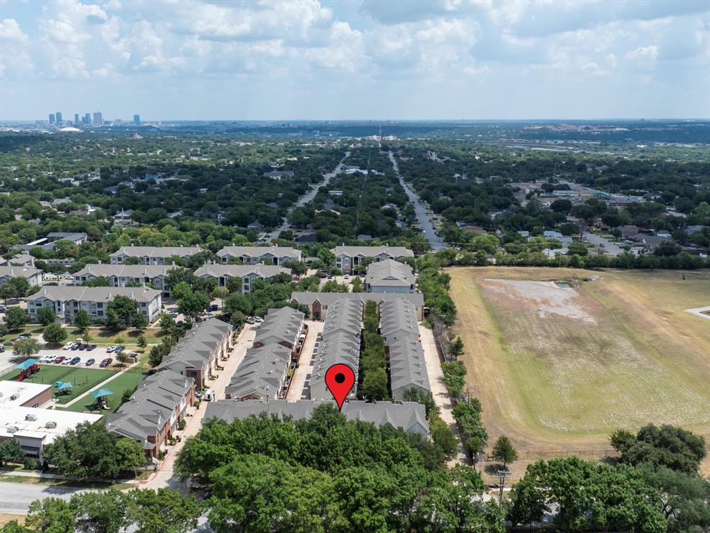 Ridglea Place - Residential