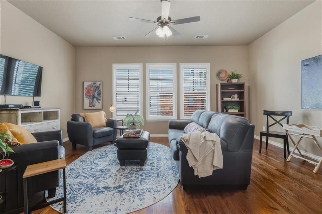 Ridglea Place - Residential