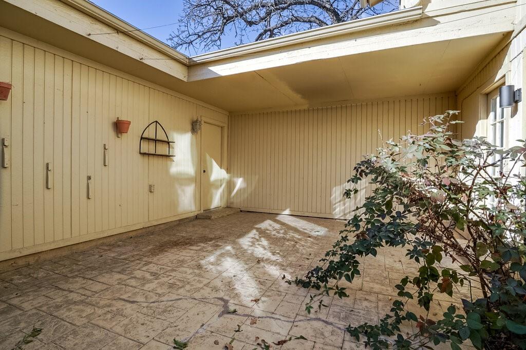 Oak Shadow Townhomes - Residential