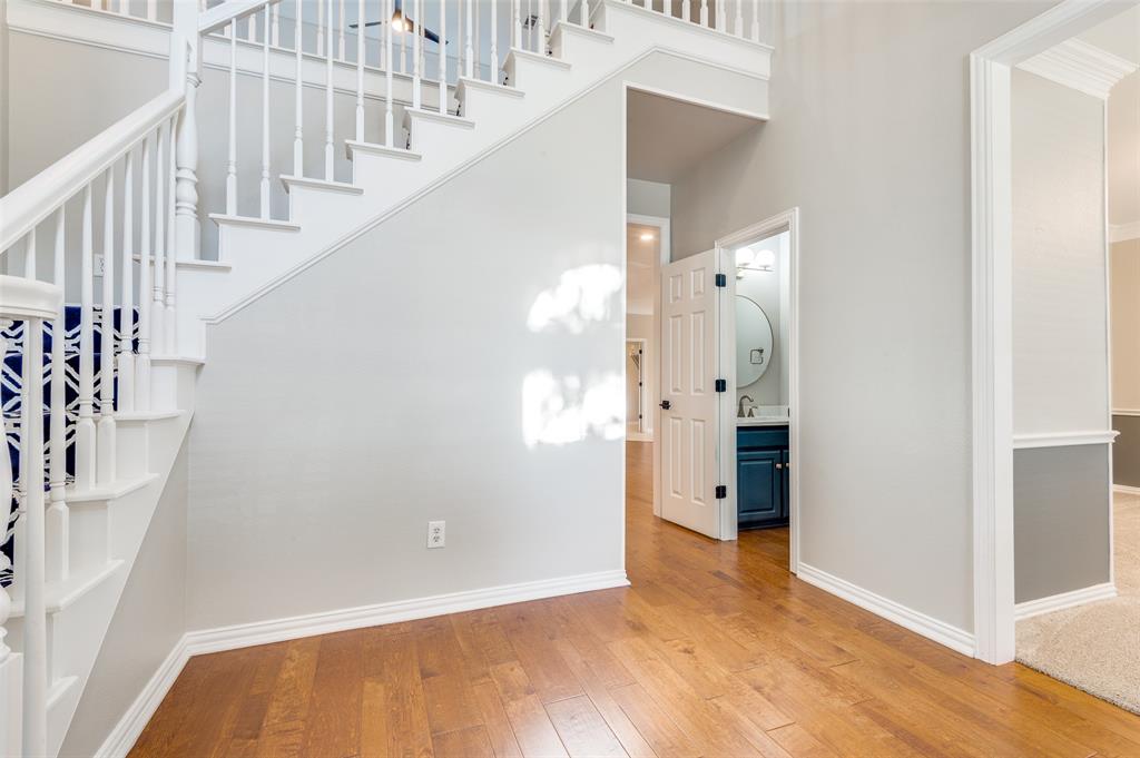 4114 Wellington Drive