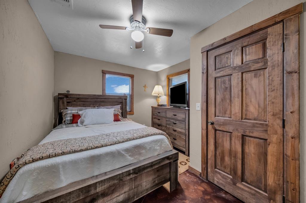 Henery Brittle Sure A-81 - Farm