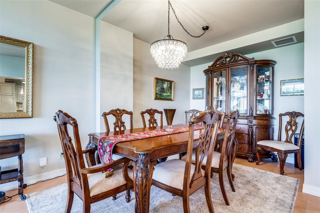 5200 Keller Springs 535