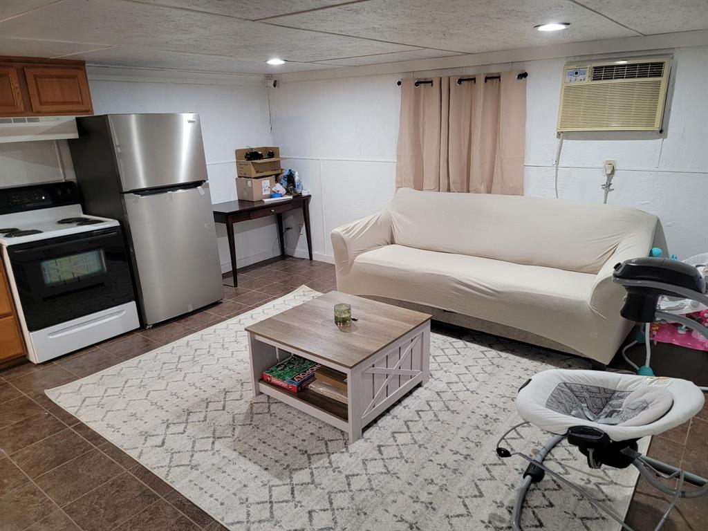 Young Estate - Residential