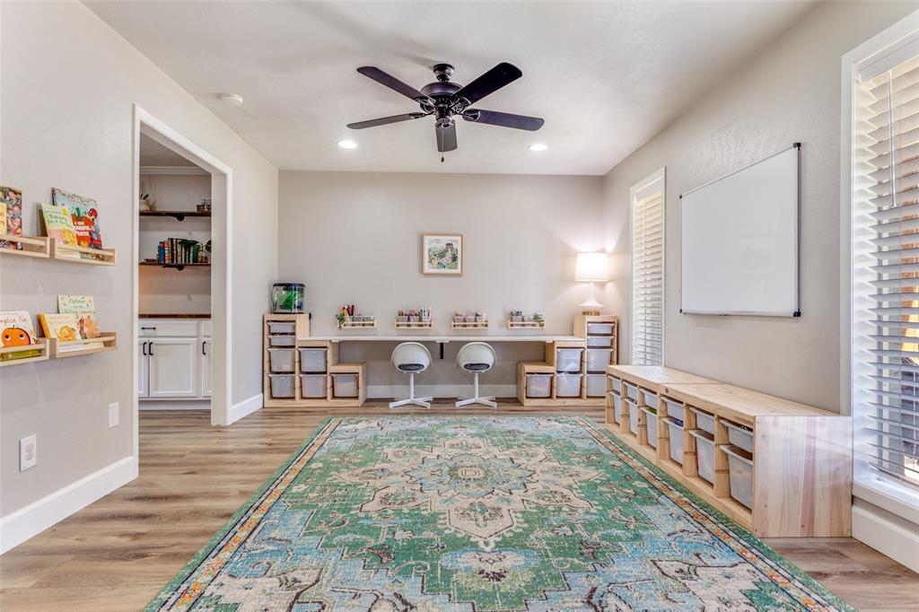 1308 John Reagan Street