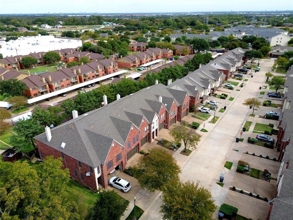 1012 Colonial Drive