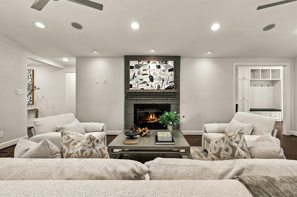 6828 Santa Maria Lane