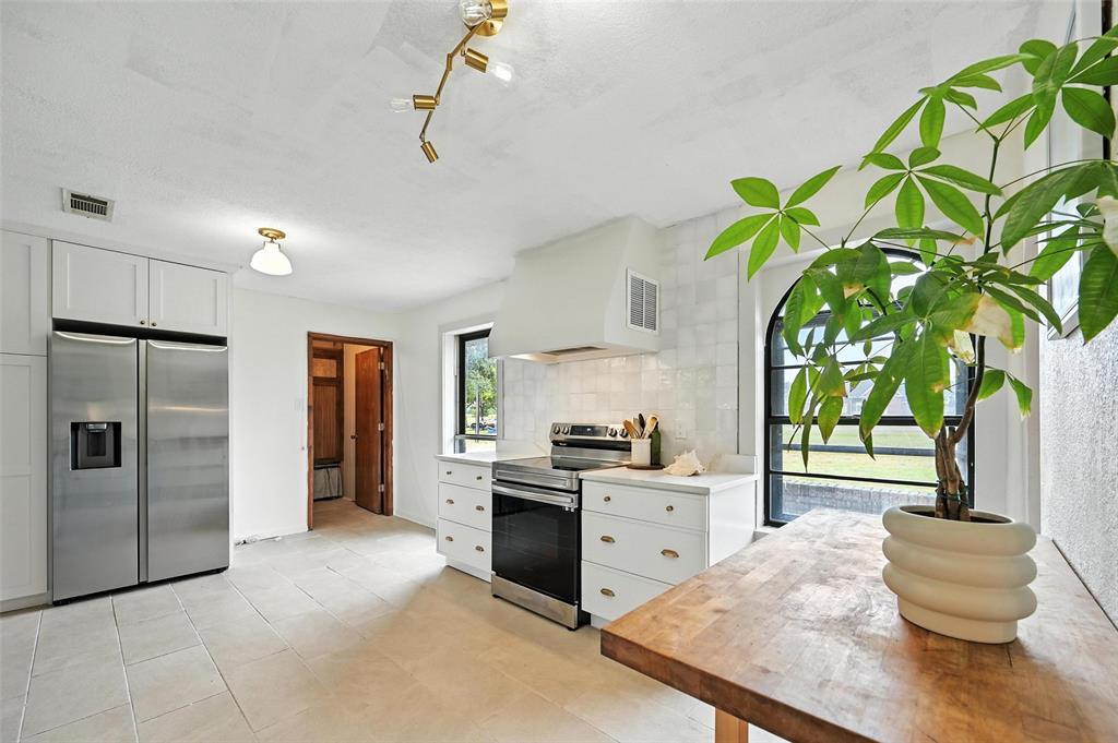 Thos Lowery - Residential