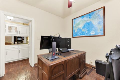 Tiny photo for 11920 Gladstone Court, Frisco, TX 75035 (MLS # 21216474)