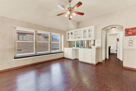 Tiny photo for 11920 Gladstone Court, Frisco, TX 75035 (MLS # 21216474)