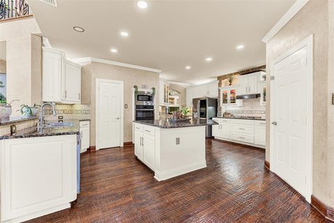 Tiny photo for 11920 Gladstone Court, Frisco, TX 75035 (MLS # 21216474)