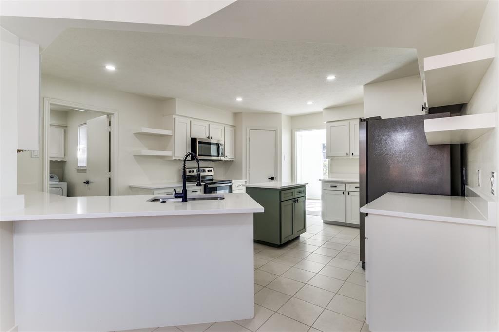 Crestpark Club Estates - Residential Lease