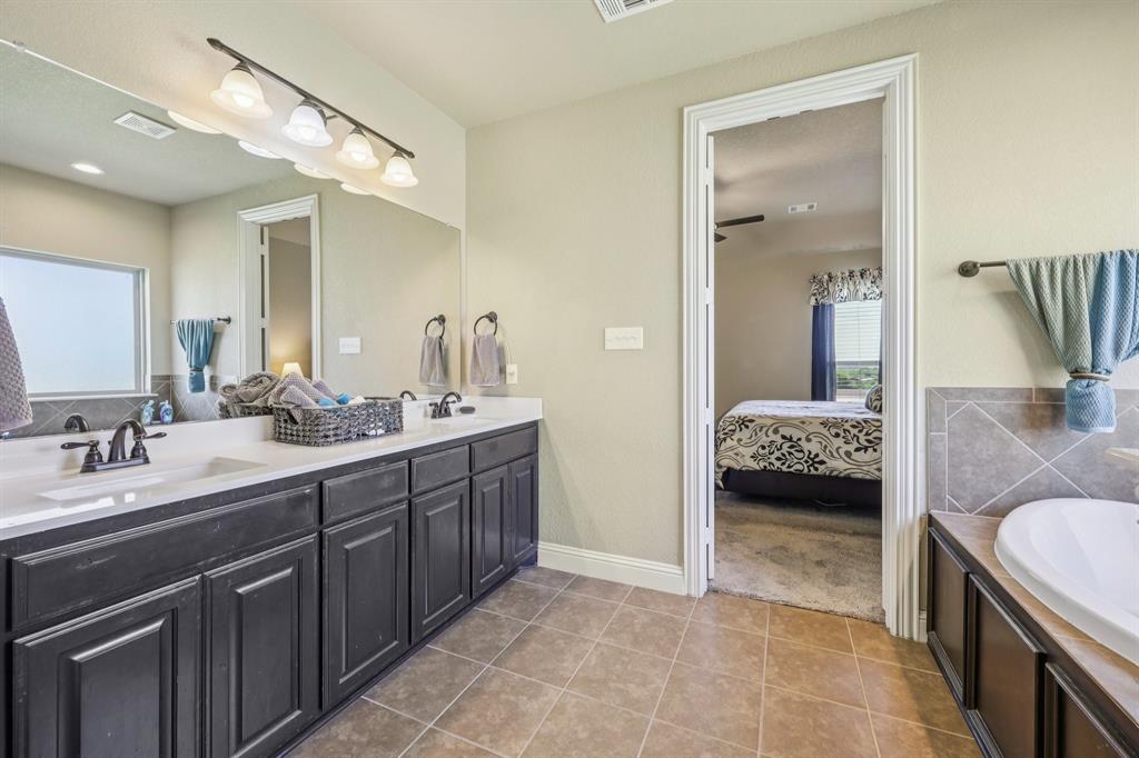 Laurenwood - Residential