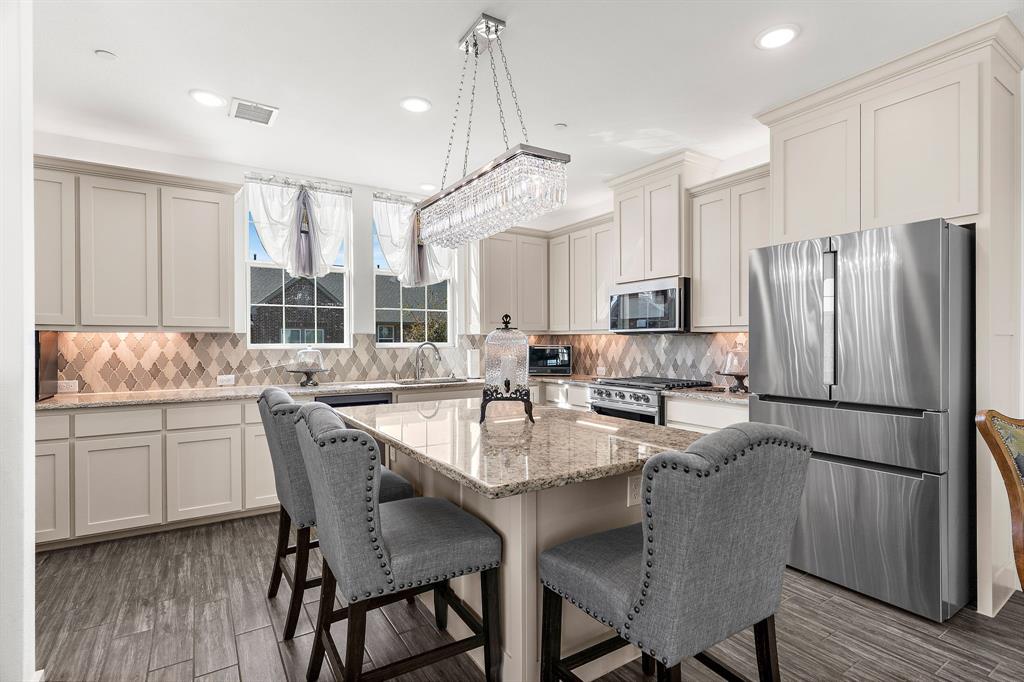 Apples Crossing - Residential