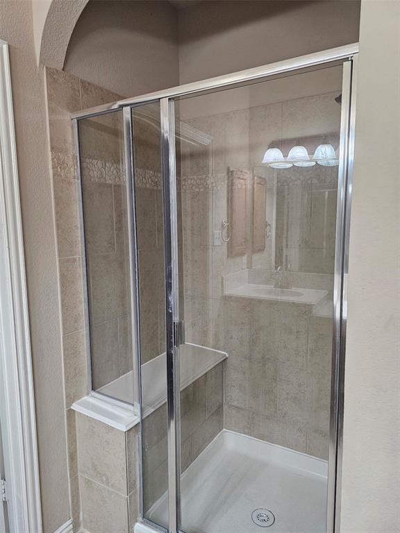 Plano, Texas 75074, United States, 4 Bedrooms Bedrooms, ,4 BathroomsBathrooms,Residential,Pending,186820