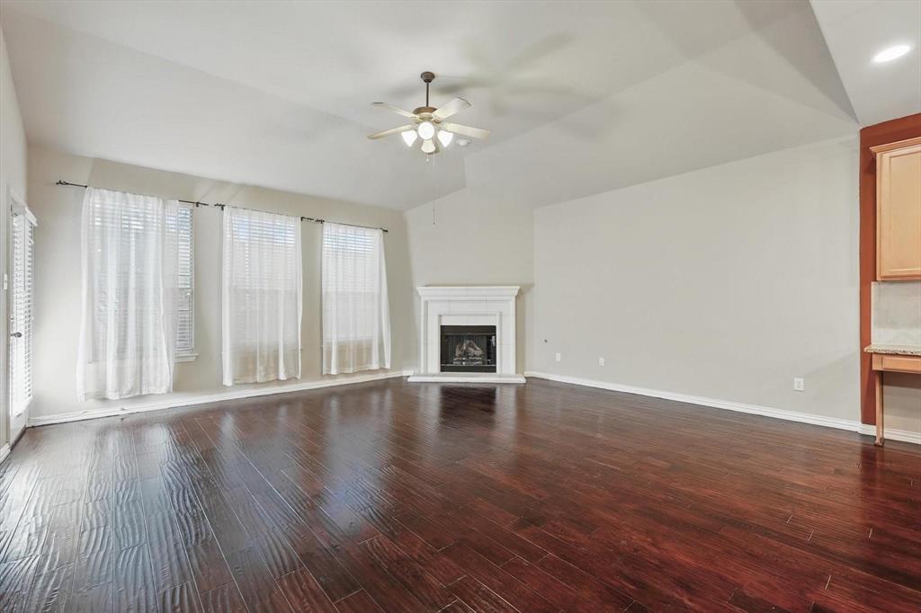 Plano, Texas 75074, United States, 4 Bedrooms Bedrooms, ,4 BathroomsBathrooms,Residential,Pending,186820