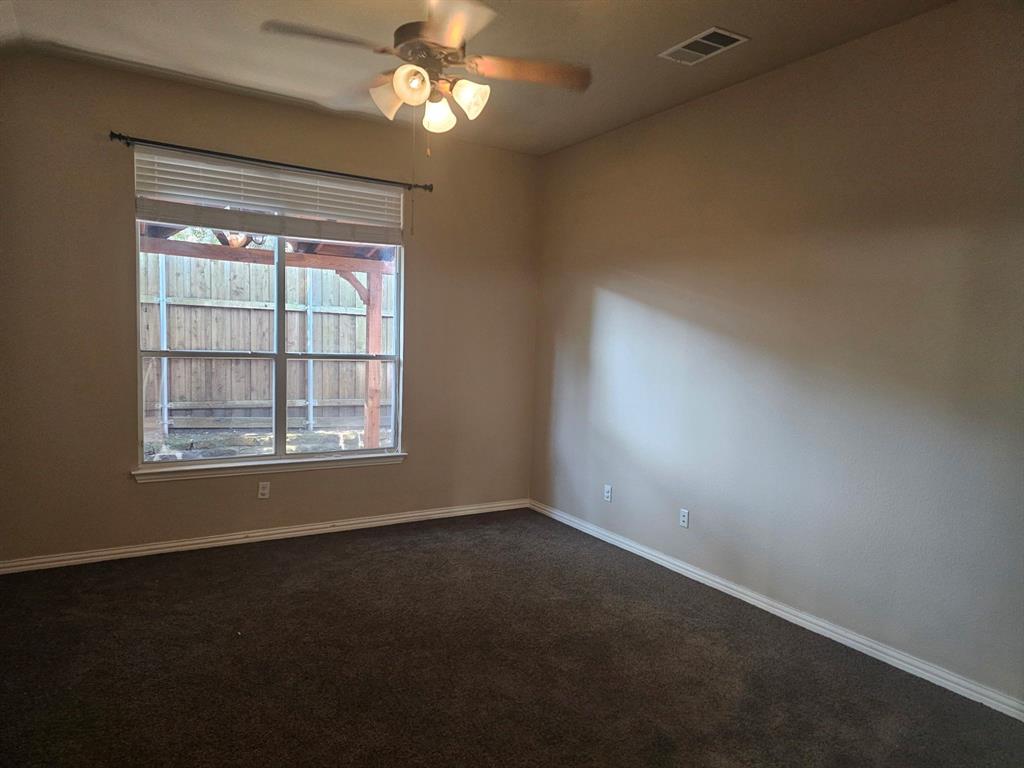 Plano, Texas 75074, United States, 4 Bedrooms Bedrooms, ,4 BathroomsBathrooms,Residential,Pending,186820