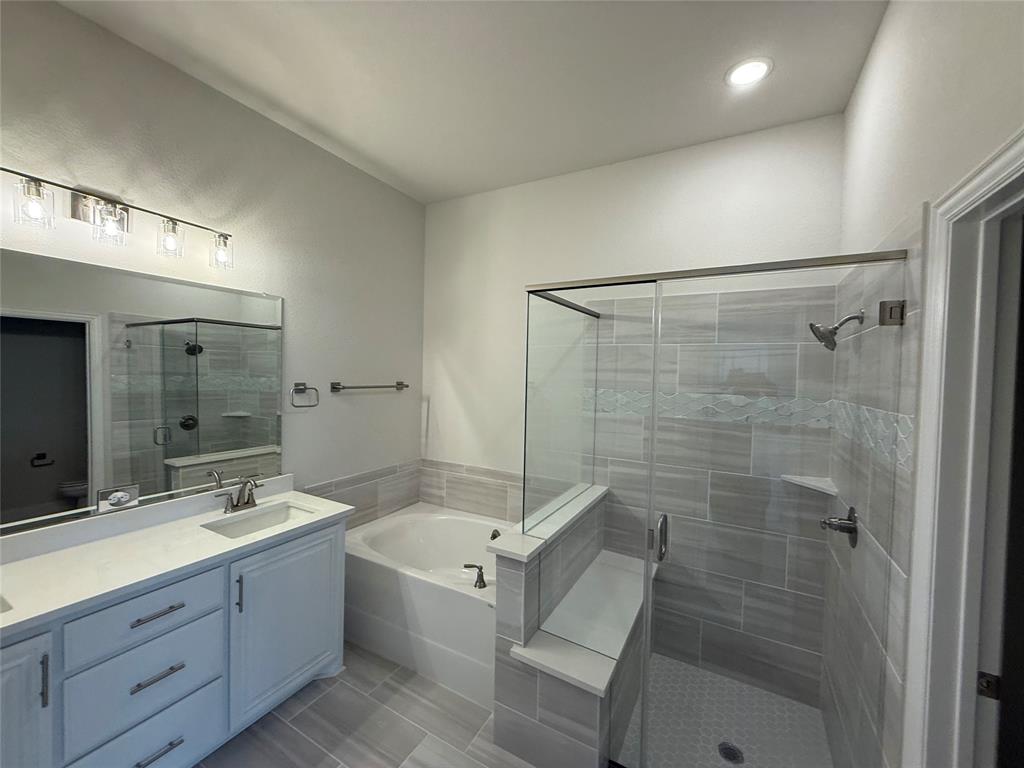 Emerald Vista Ph Two - Residential Lease