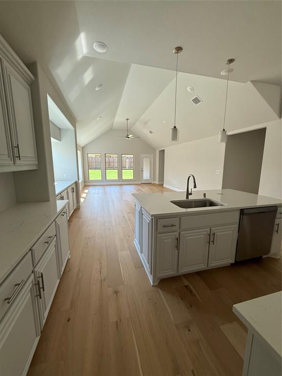 Emerald Vista Ph Two - Residential Lease