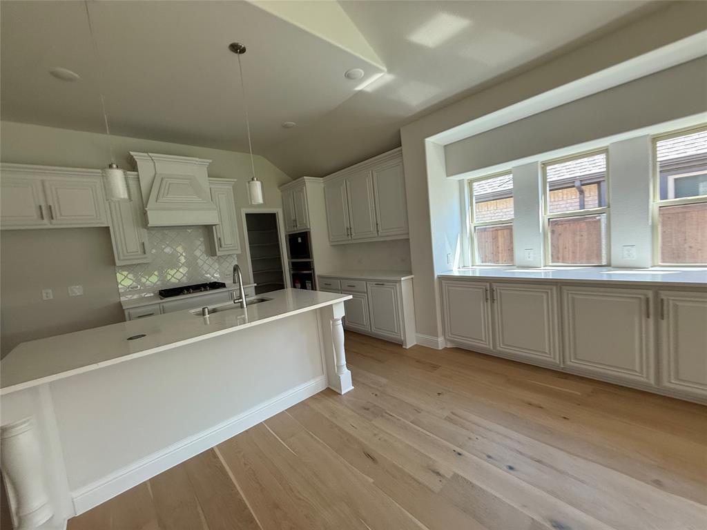 Emerald Vista Ph Two - Residential Lease