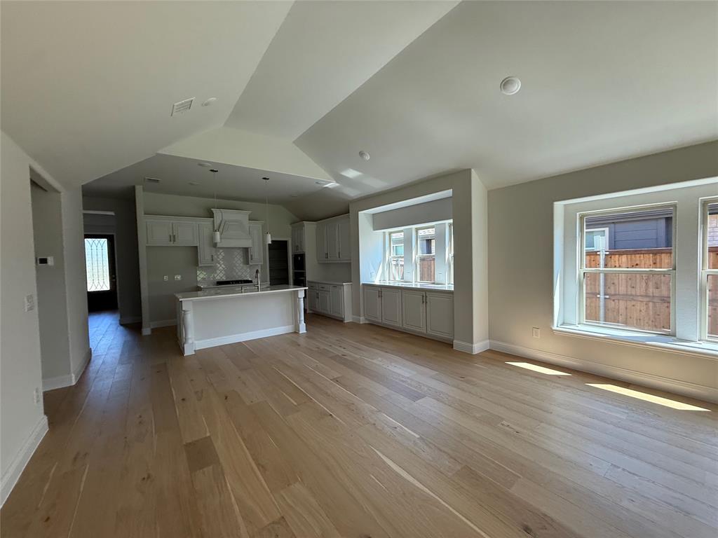 Emerald Vista Ph Two - Residential Lease