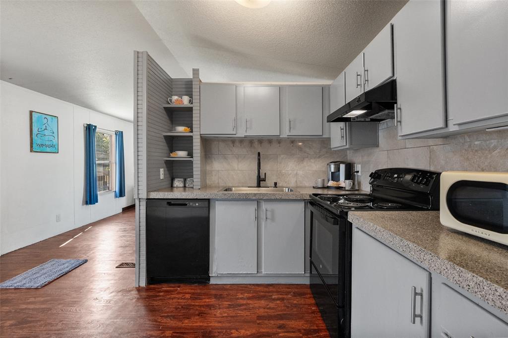 South Arlington Estates - Residential