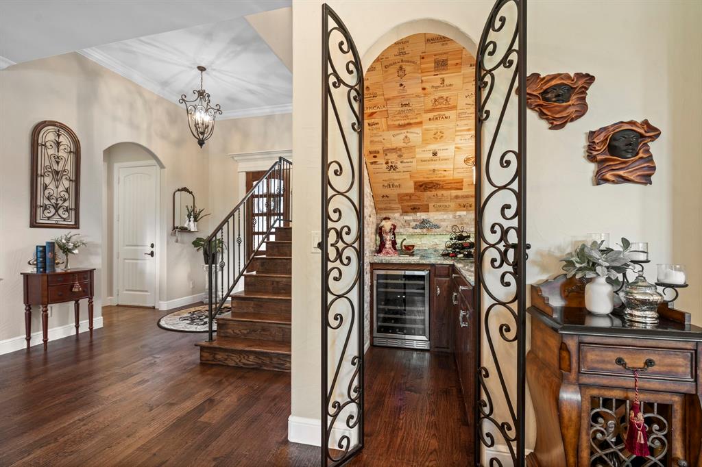 12249 Indian Creek Drive