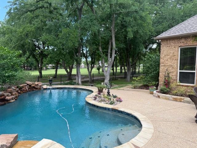12249 Indian Creek Drive