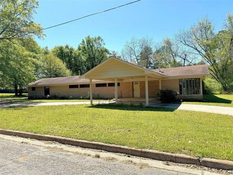 A home in Pittsburg